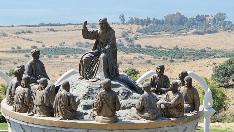 ادخُلوا مِنَ البابِ الضَّيِّق - متى ٧: ٦و١٢-١٤