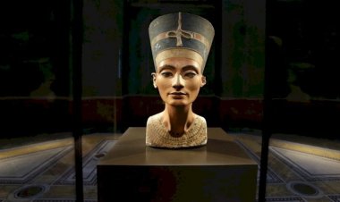 بعد 111 عاماً.. مصر تطالب ألمانيا بإعادة رأس الملكة نفرتيتي