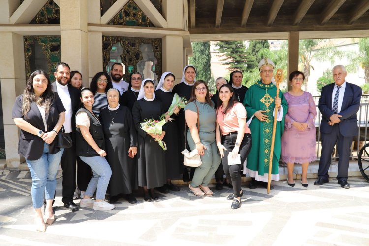 مكتب رعوية الشبيبة يشارك في الجليل في الاحتفال بارتداء الثوب الرهباني لثلاث متقدمات لرّهبانية الوردّية المقدسة