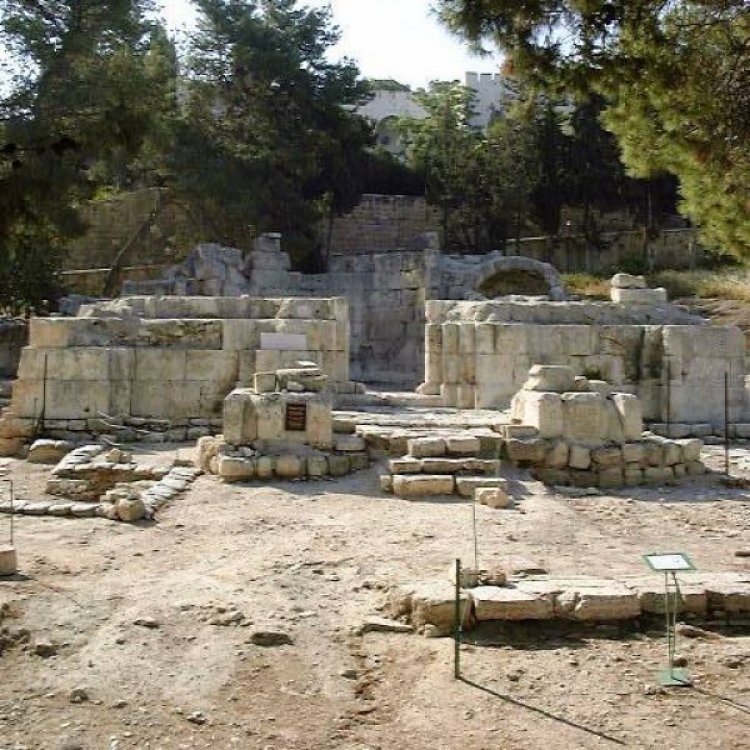 يسوع في بيت لعازر وأختيه مريم ومرتا - لوقا ١٠: ٣٨-٤٢