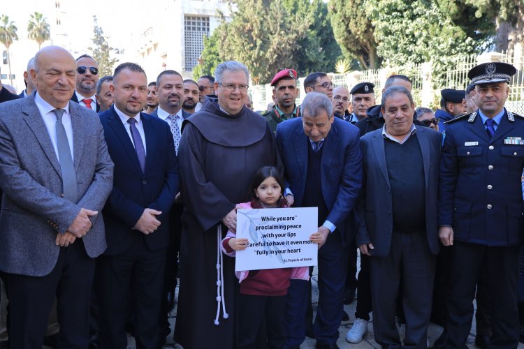 دخول حارس الأرض المقدسة إلى بيت لحم مع بداية زمن المجيء