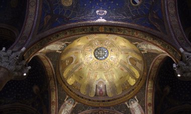 أحرار مع الناس، عبيد لله فقط - ١ بطرس ٢: ١١-٢١