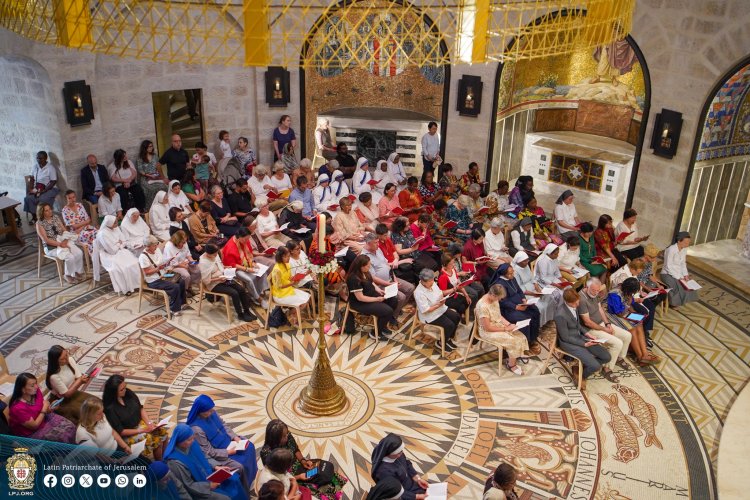 الكنيسة الكاثوليكية في القدس تحتفل بعيد العنصرة وافتتاح قاعة العنصرة