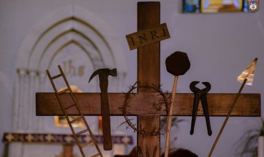 الأرض وشقاؤها وأوجاعها، على الصليب - متى ١١: ٢٥-٢٧