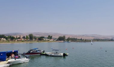 كيبوتس جينوسار ومعناه بالآرامية "جنة السرور" جنة مغمورة خلف سور