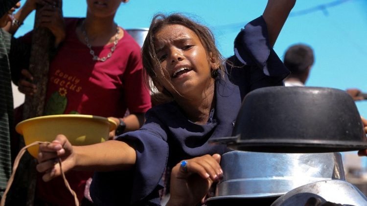 أكثر من 15 ألف مريض في غزة بحاجة إلى إجلاء طبي عاجل