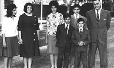 في الذكرى الـ55 لرحيله .. نجل الزعيم جمال عبد الناصر يروي تفاصيل الساعات الأخيرة في حياته