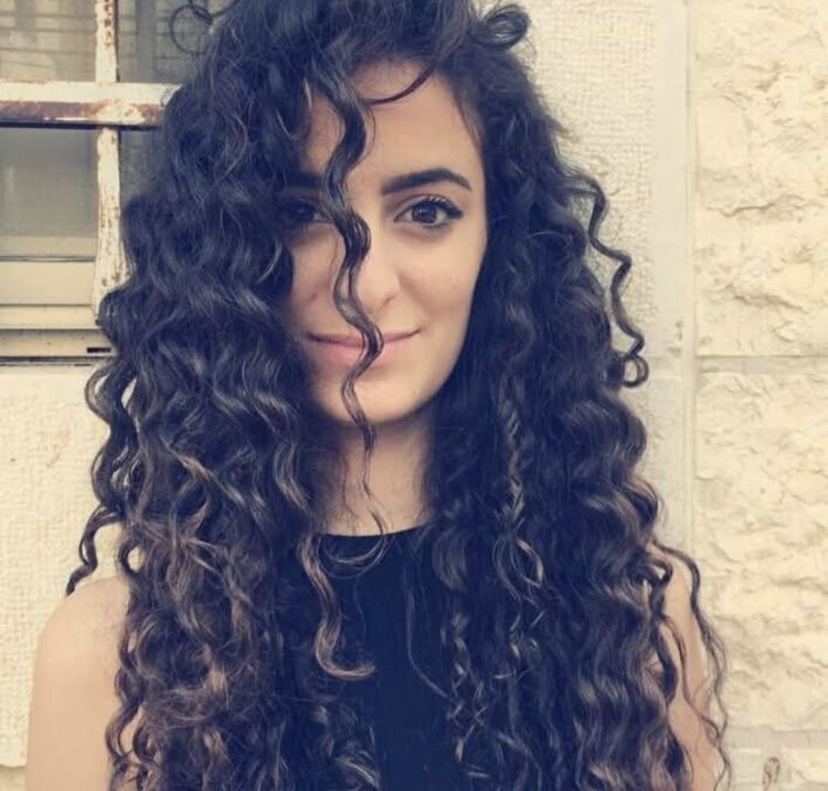الناصرة تودع ابنتها الشابة المحامية رونزا قبطي غدا الجمعة