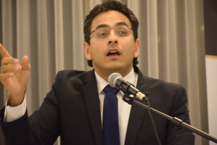 لغتي الحبيبةَ..