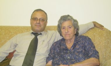 عام مضى على رحيلك يا أمي