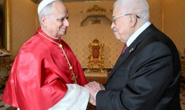 البابا لاون والرئيس الفلسطيني يتبادلان الآراء وتهاني الأعياد في مكالمة هاتفية
