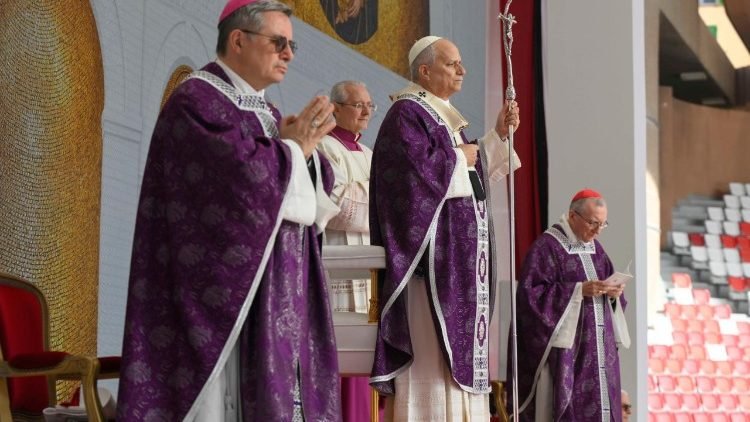 البابا لاوُن الرابع عشر يختتم زيارته الرسولية إلى إمارة موناكو بقداس إلهي