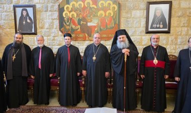 لقاء معايدة فصحية لإكليروس زحلة والبقاع في لبنان كمساحة أمل ورجاء