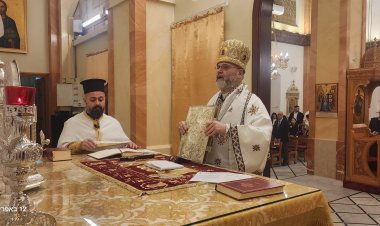 المطران يوسف متى يحتفل بأحد التجديدات في كنيسة سيدة البشارة في الناصرة