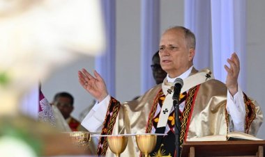 البابا يترأس القداس الإلهي من أجل العدالة والسلام في مطار باميندا