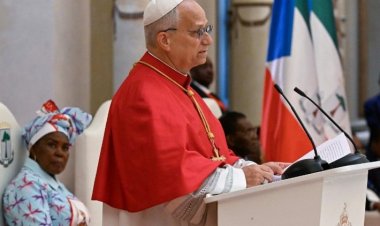 البابا لاوُن الرابع عشر يلتقي في غينيا الاستوائية السلطات وممثلي المجتمع المدني