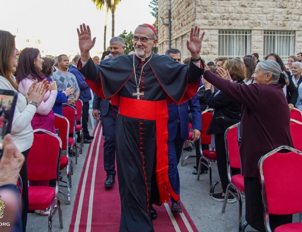 بطريرك القدس للاتين يقوم بزيارة رعوية إلى بلدة الحصن في الأردن