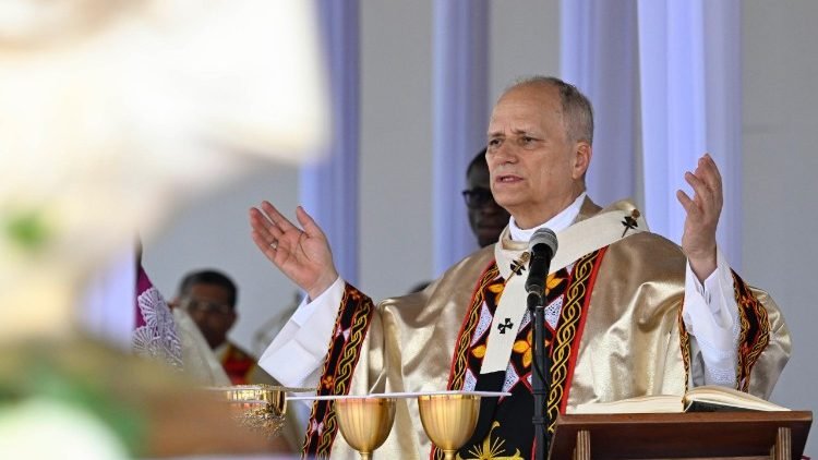 البابا يترأس القداس الإلهي من أجل العدالة والسلام في مطار باميندا