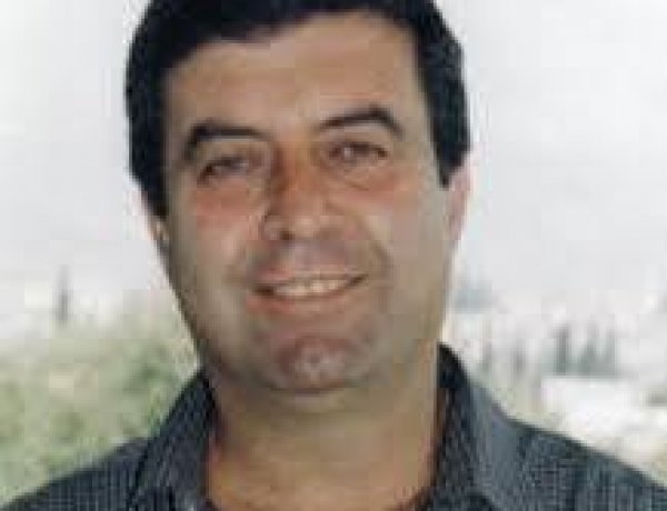عاشق اللغة العربية من كفر كنا
