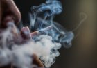 التدخين بين الرجال العرب الأعلى في البلاد.. والسجائر الإلكترونية تنتشر بين القاصرين