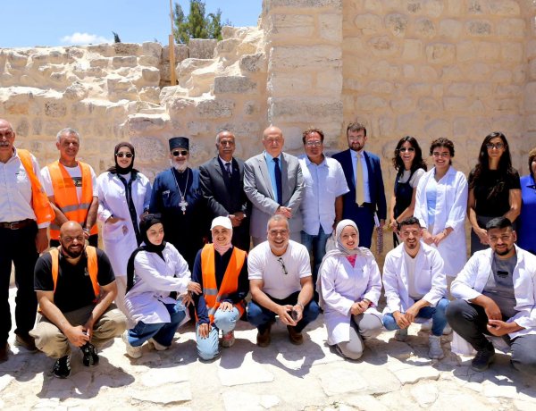افتتاح كنيسة الخضر الأثرية في بلدة الطيبة بعد إنجاز مرحلة جديدة من ترميمها