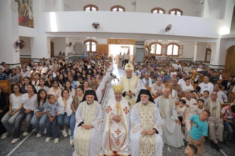 البطريرك الأنبا إبراهيم إسحق يدشن كنيسة أم المخلص بالفقاعي في محافظة الاسكندرية