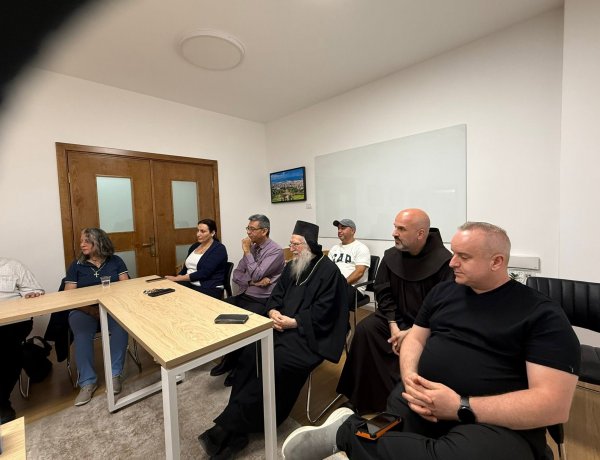 رعية اللاتين في القدس تنظم محاضرة هم هوية مسيحيي القدس: رسالة بقاء متجذّرة في التاريخ