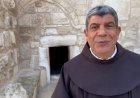 سليمان منصور.. تحفة الأمل في "جمل المحامل"