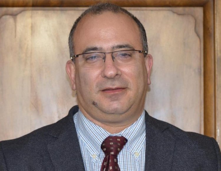 البروفيسور الشفاعمري رياض حداد عضواً في هيئة رئاسة المجلس العلمي لنقابة الاطباء العامة في البلاد